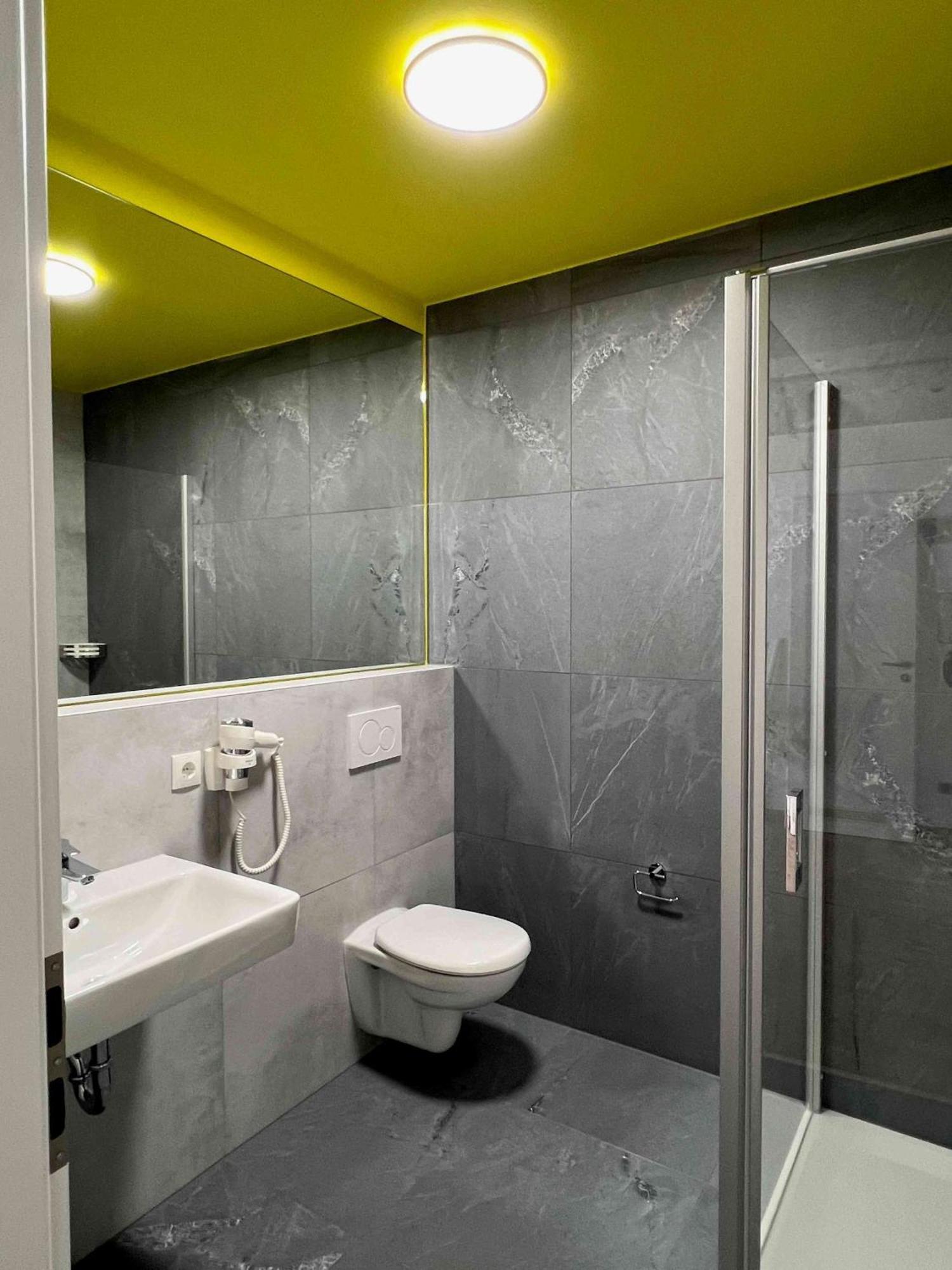 City Hotel Und City Apartments Centrum 카이저슬라우테른 외부 사진